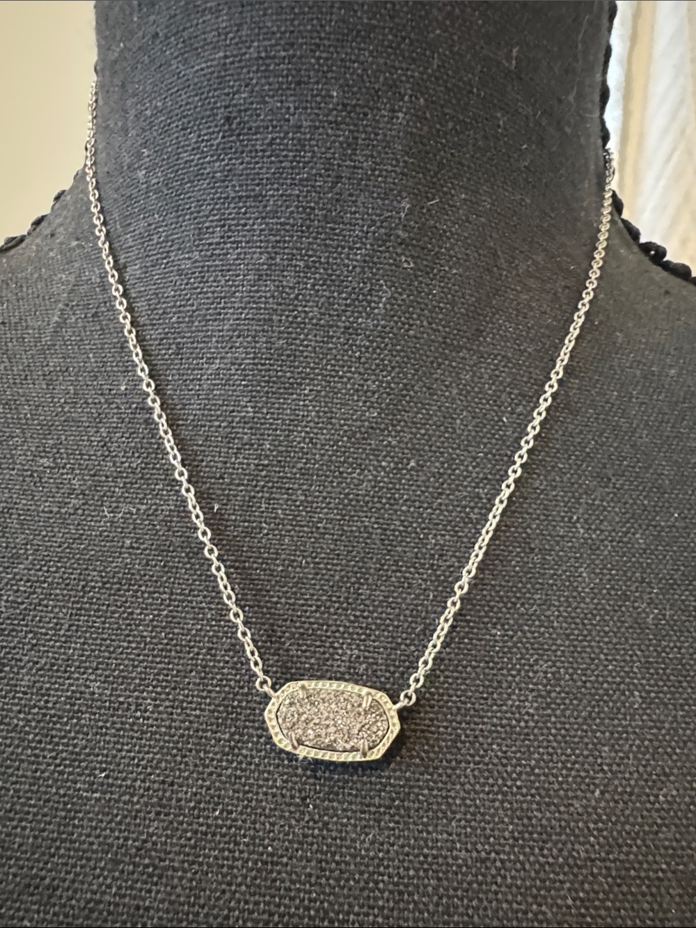 Kendra Scott Silver Pavé Oval Necklace with Sparkle